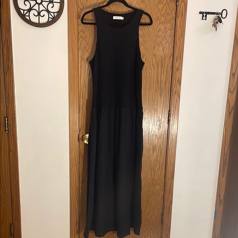 Elegant Black Sleeveless Dress size XXL